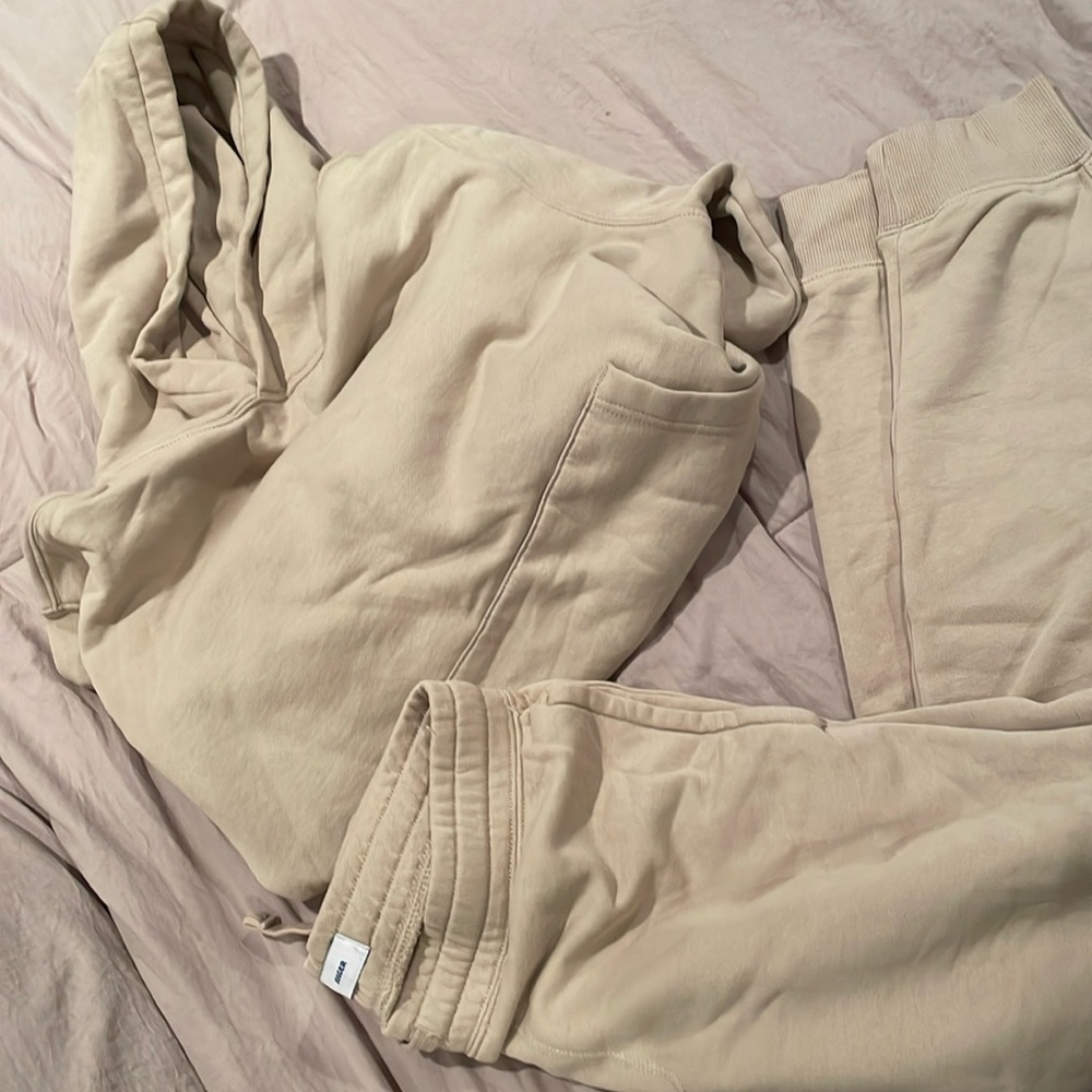 COPY - Tan sweatsuit